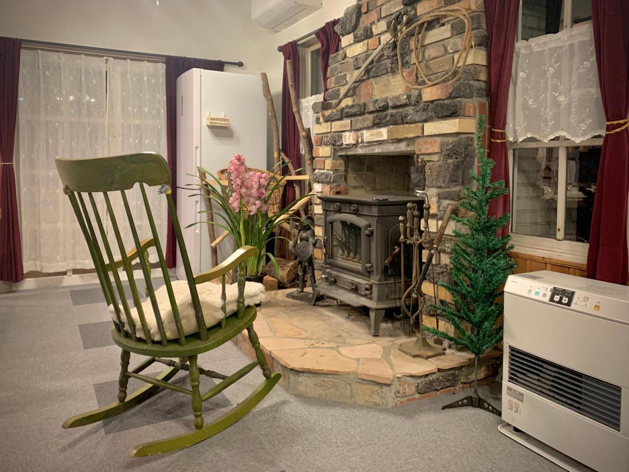 Bed and Breakfast Hakuba Snow Fox Екстер'єр фото