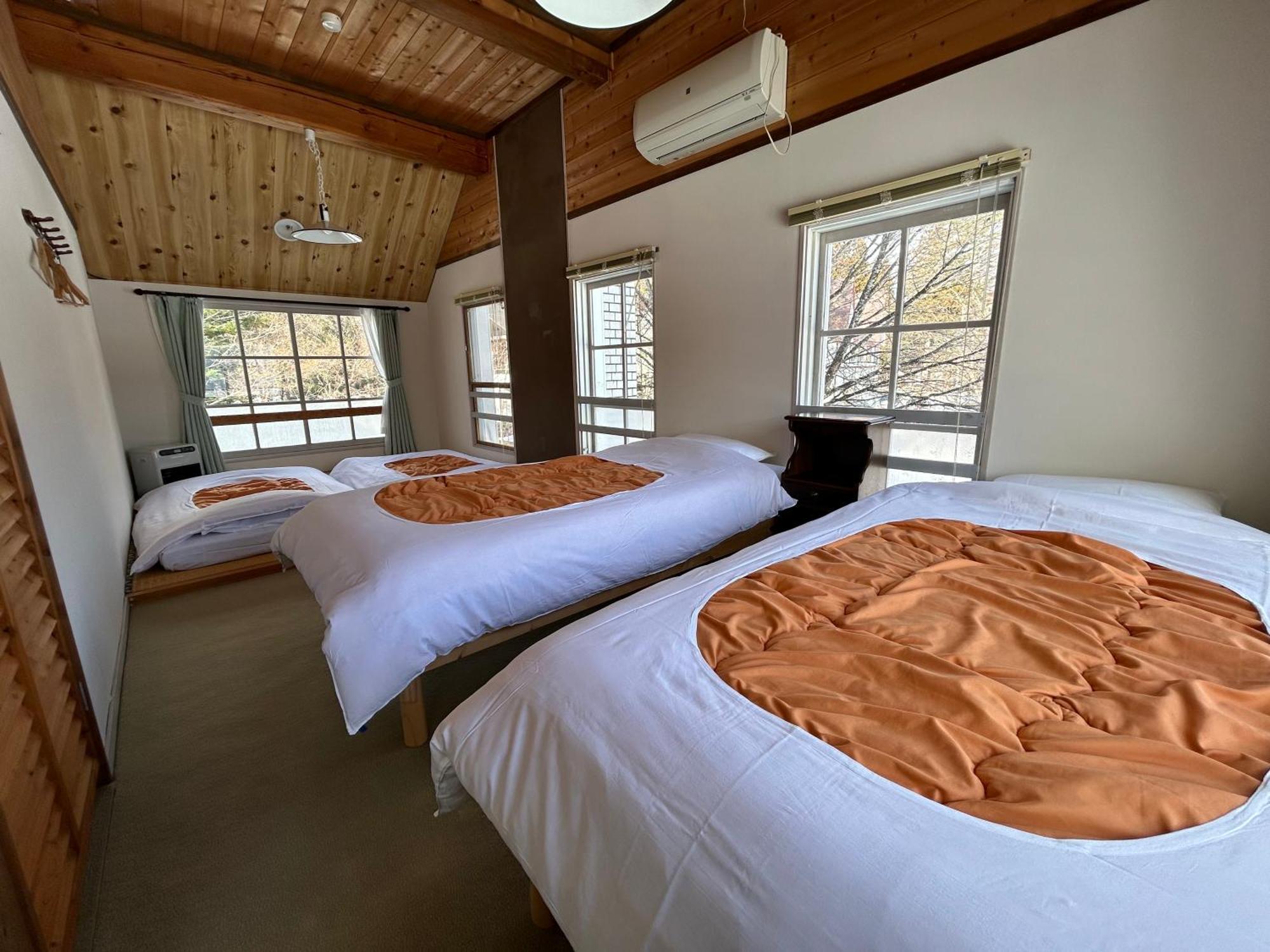 Bed and Breakfast Hakuba Snow Fox Екстер'єр фото